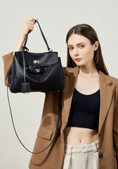 Gorgeous Luxury Looking Designer Inspired Real Leather Large Capacity Shoulder Bag for Stylish Girls for Every Occasion