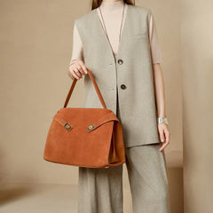 The Metropolitan Tote
