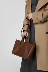 Sophisticated Large Capacity Top Handle Shoulder Bag for Your Work and Everyday Life