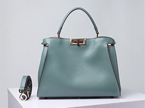 Timeless Classic Designer Inspired Shoulder Crossbody Bag for Fashionable Girls from 100% Real Leather 