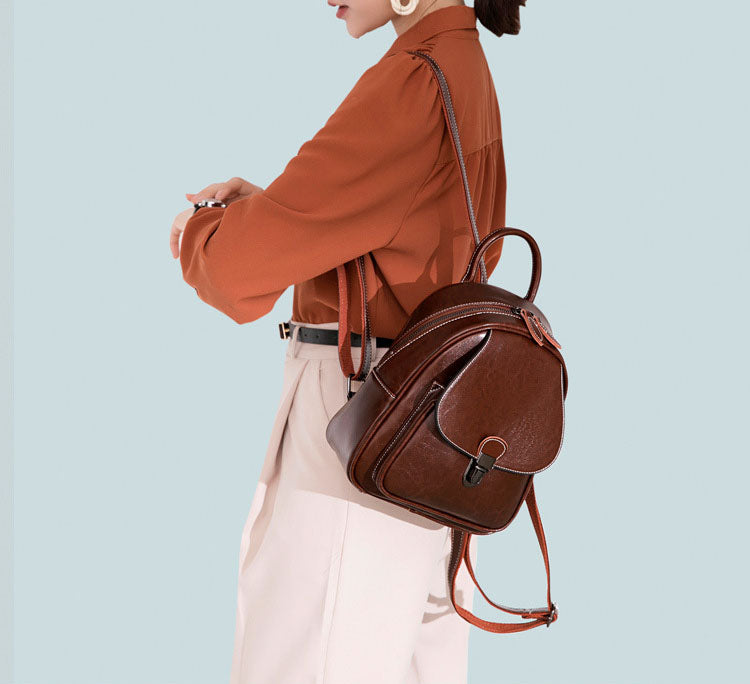 High-End Genuine Leather Backpack – Elegant, Spacious, and Built for Everyday Use