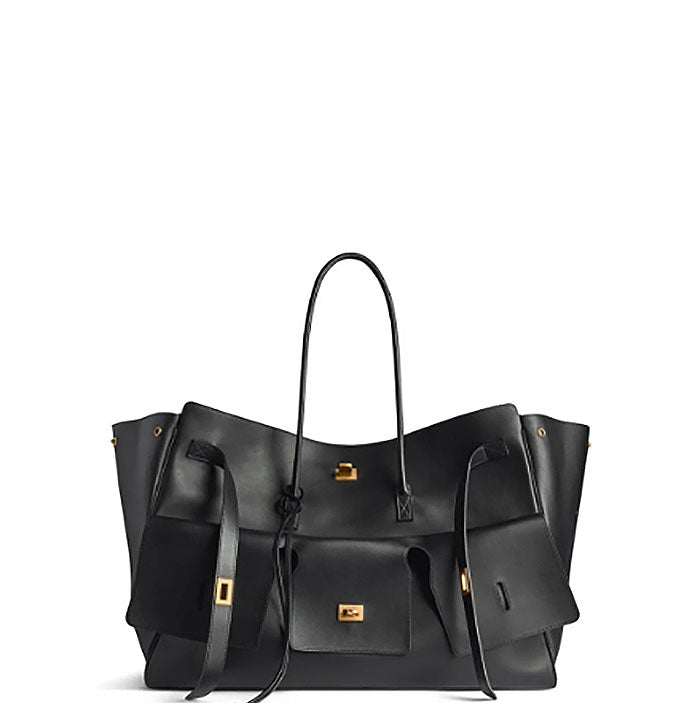 Luxury Winged Tote Bag from Top Quality Leather Elegant Structured with Turn-Lock Closure