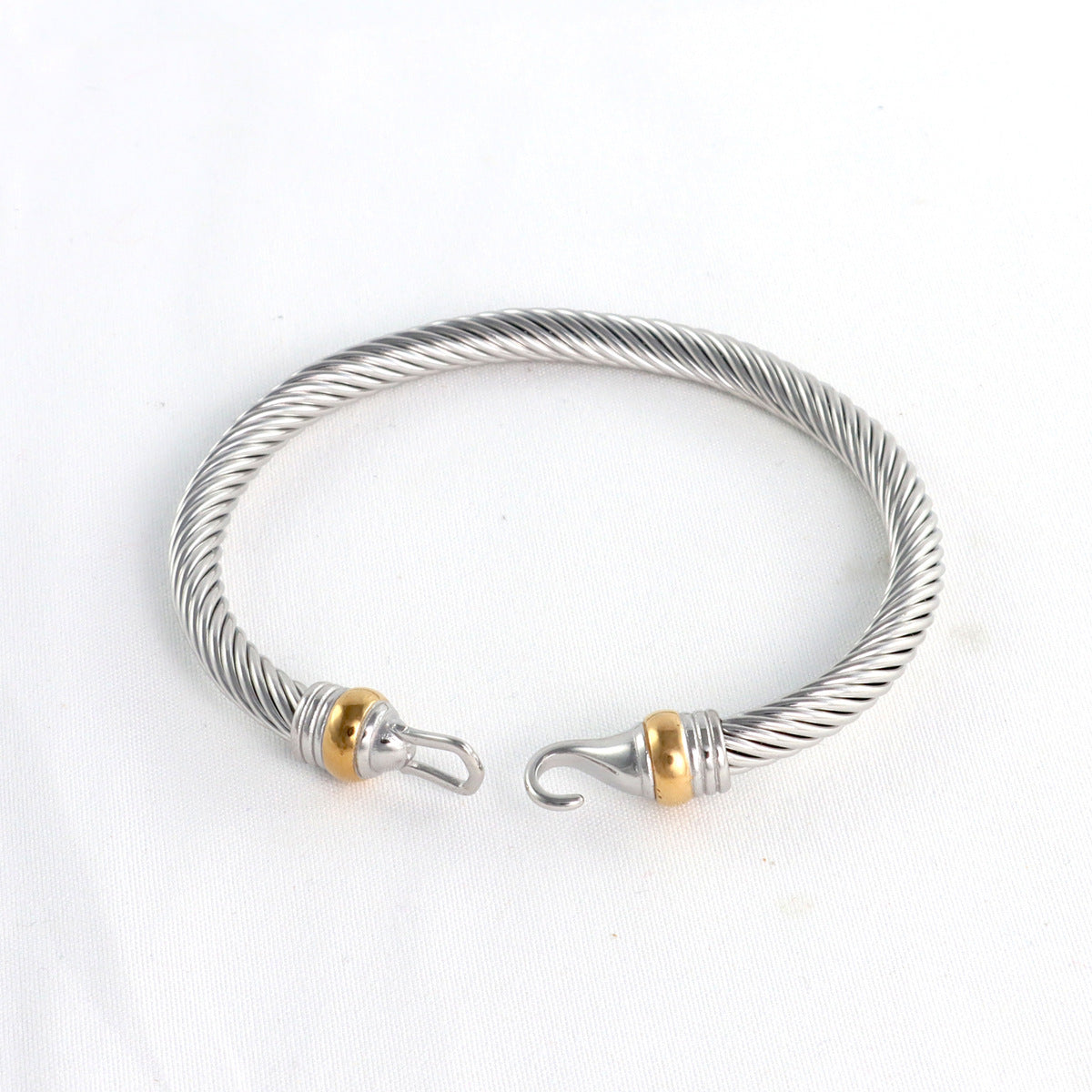 Cable Buckle Bracelet