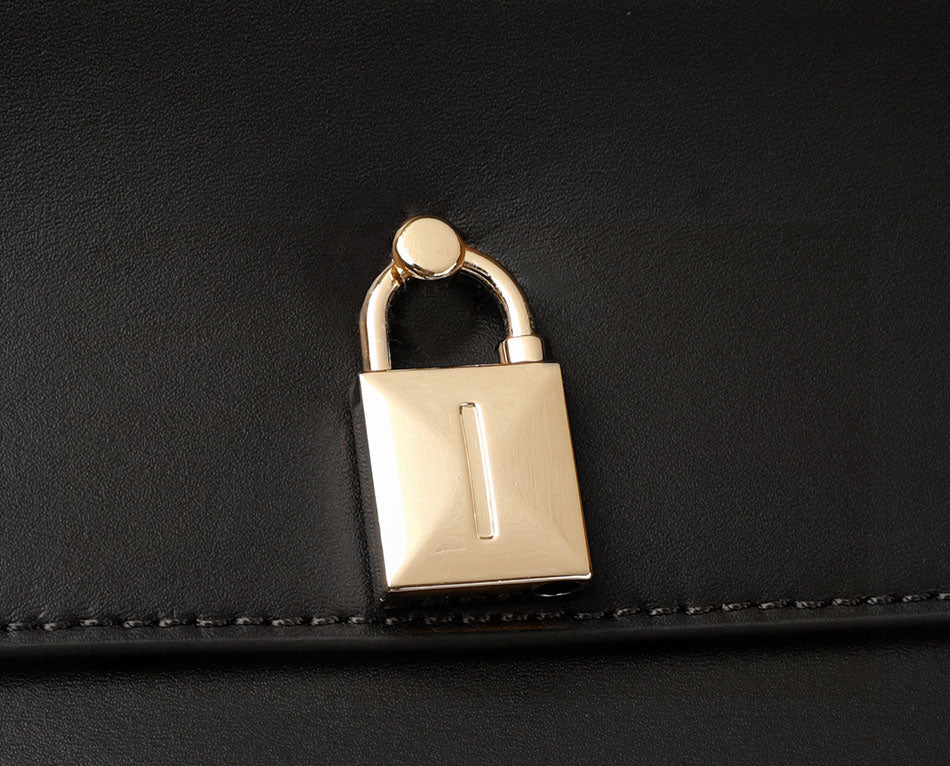 Château Classic Top-Handle Bag