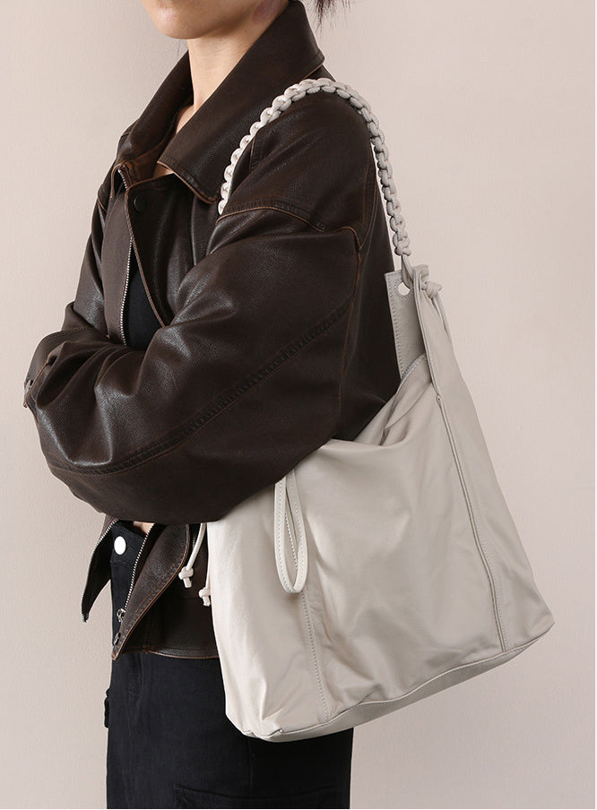 Elegant Large Capacity Leather Shoulder Hobo Bag – Stylish & Versatile Everyday Accessory