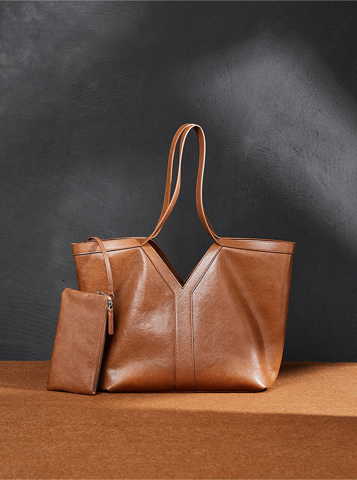 Fashionable Luxury Designer Inspired Tote Shoulder Bag from High Quality Leather for Trendy Women