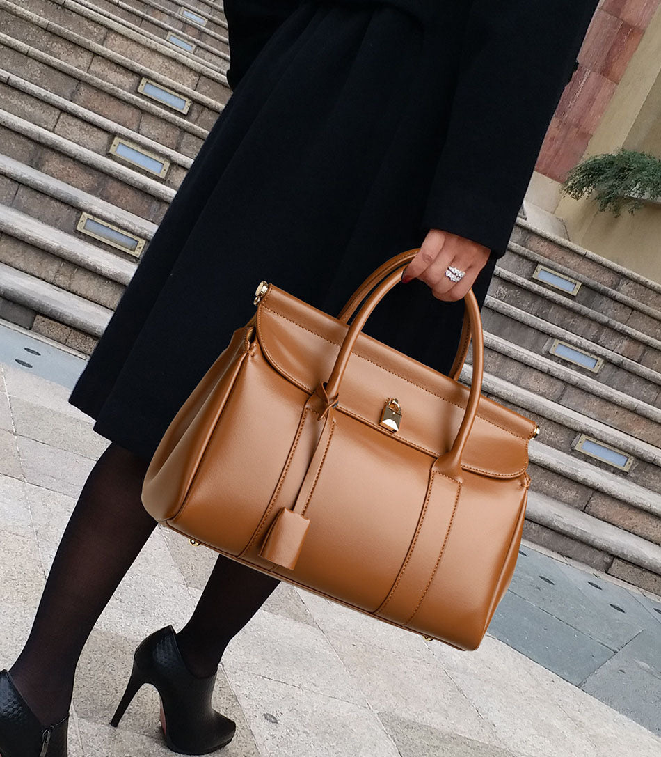 Château Classic Top-Handle Bag