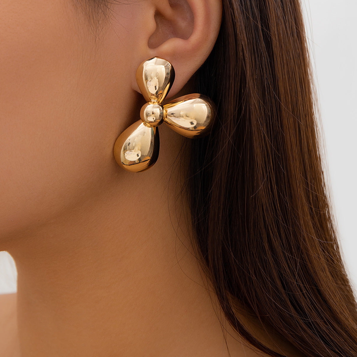 Chic Gold Silver Plated Three-Pedal Flower Shaped Earrings