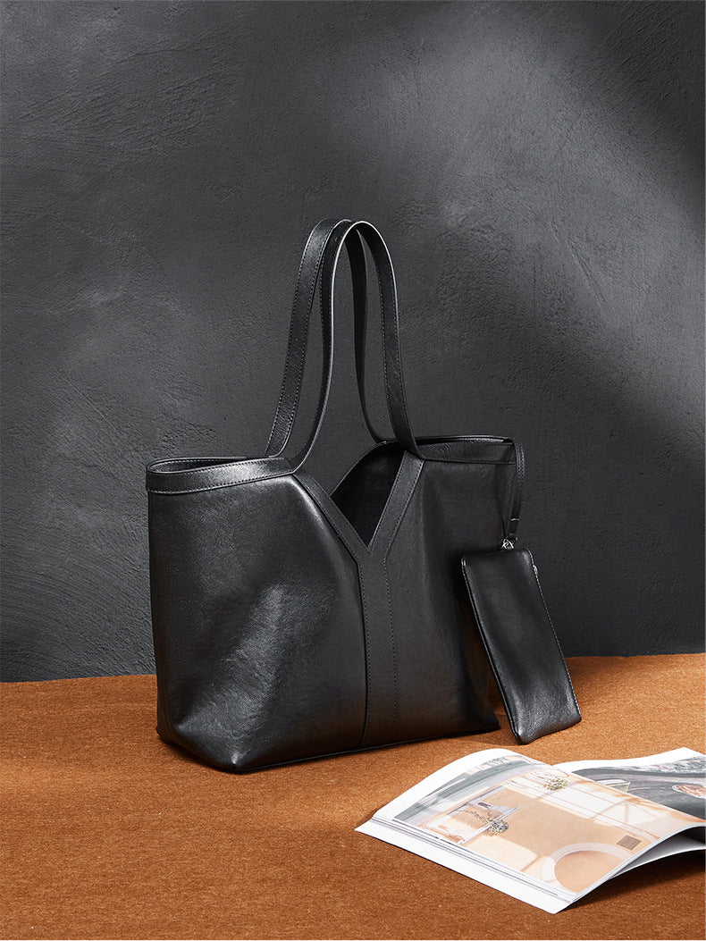 Fashionable Luxury Designer Inspired Tote Shoulder Bag from High Quality Leather for Trendy Women