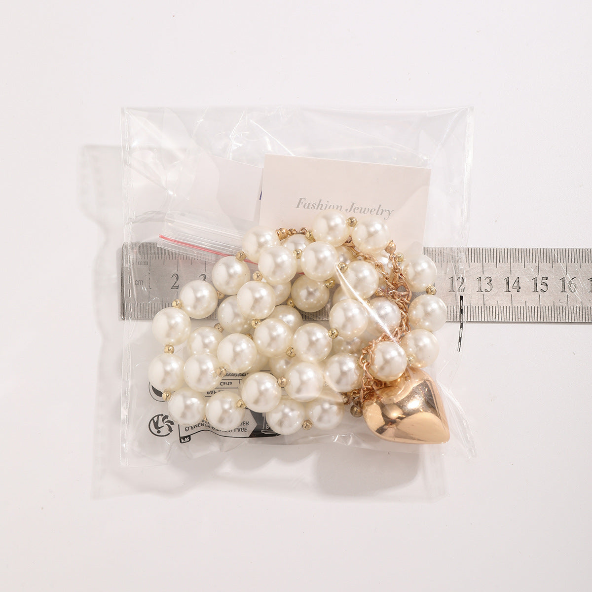 Vintage Heart Pendant Pearl Beads Chain Choker Necklace for Fashion Forward Girls