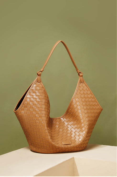 Glamorous Luxury Looking Designer Inspired Woven Shoulder Tote Bag from Real Leather for Fashionable Girls