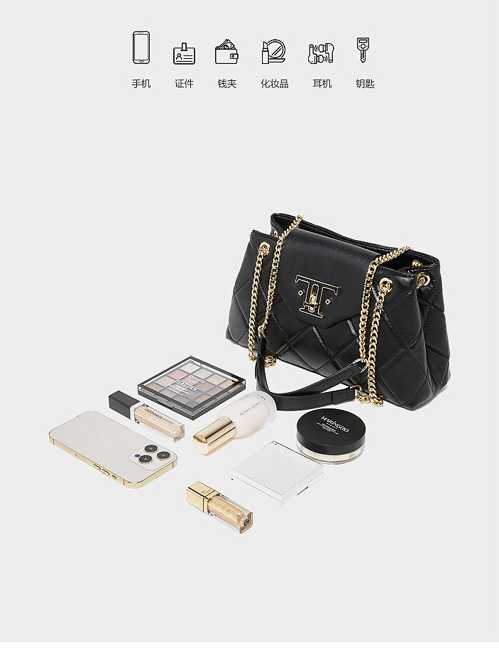 The Classic Charm Crossbody
