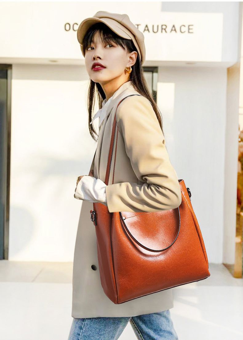 Trendy Fashionable Large Capacity Shoulder Crossbody Bag from High Quality Leather