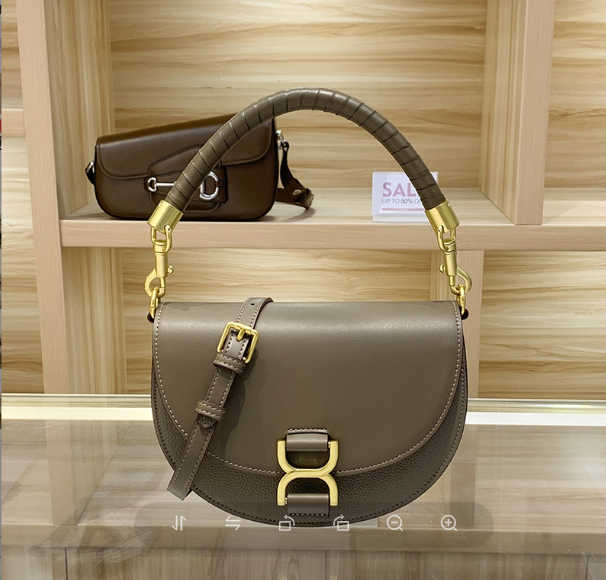 Bellamy Chic Shoulder Bag