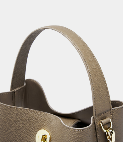 Sac à bandoulière élégant et pratique inspiré du designer en cuir véritable pour filles élégantes