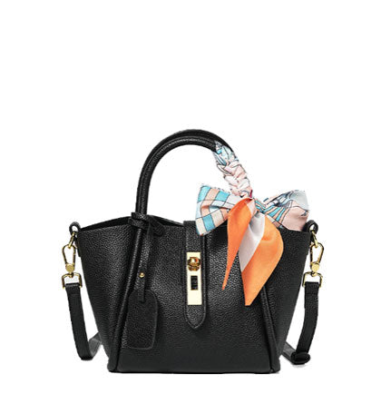 The Everyday Classic Tote